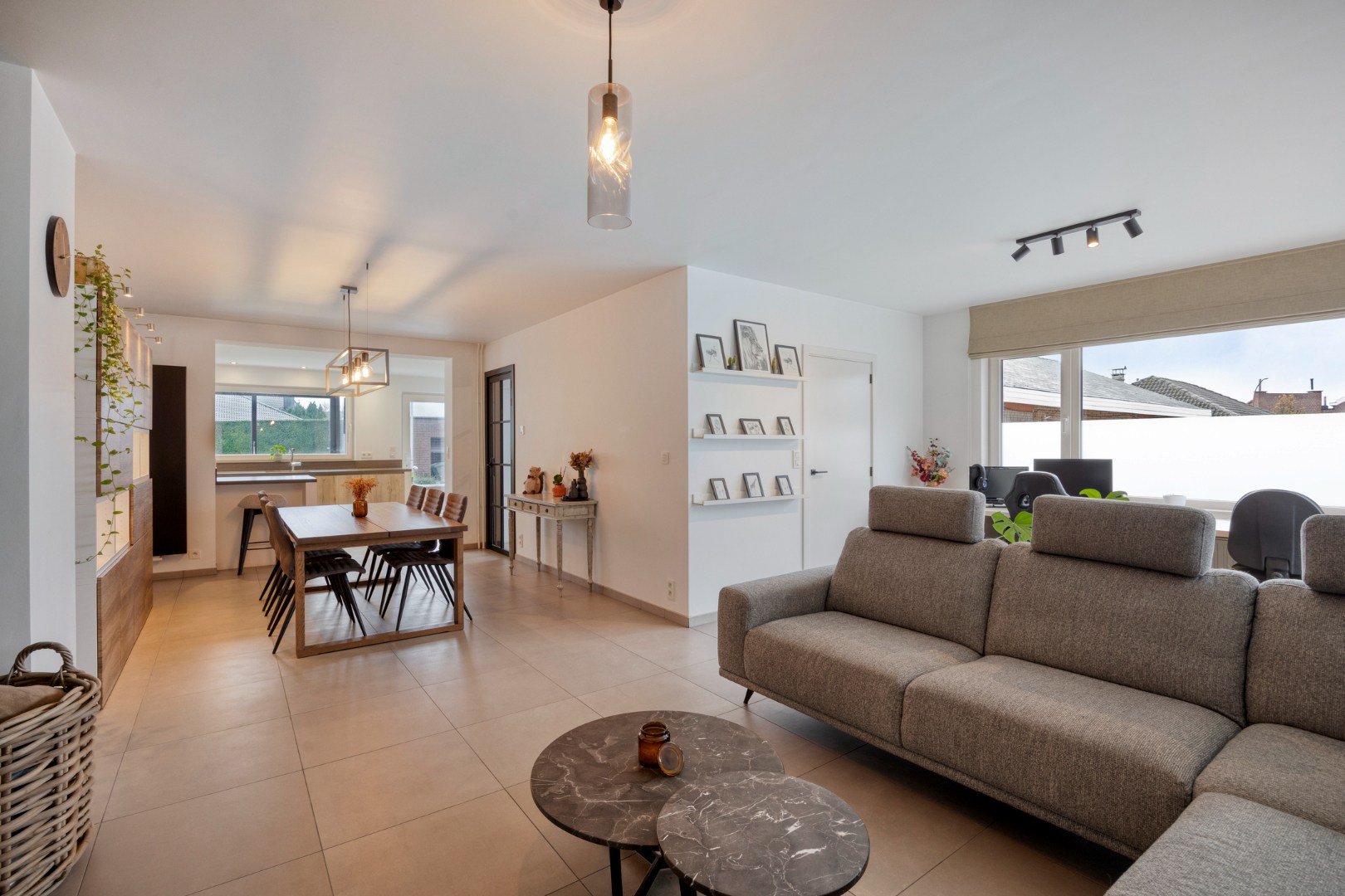 Halfopen bebouwing met 4 slaapkamers, garage en tuin vlakbij het centrum van Tienen – EPC 295 kWh/m² - bewoonbare opp. 178 m² - foto 5