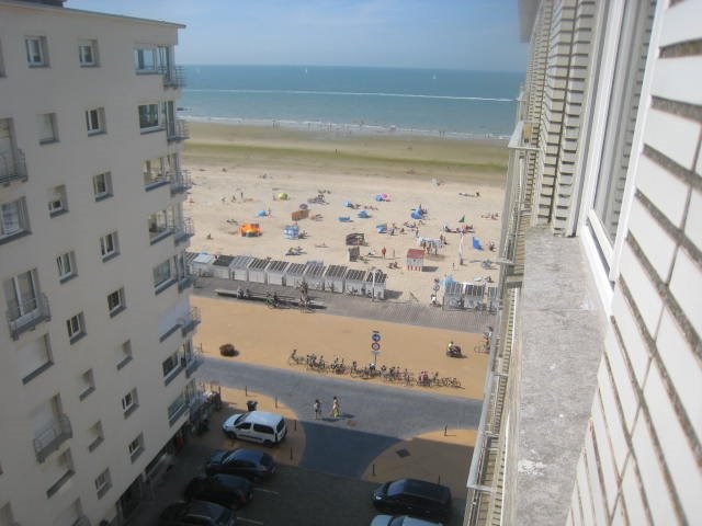 Gemeubeld appartement met één slpk en lateraal zeezicht. - foto 1