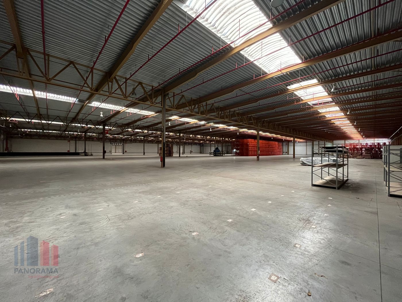 Bedrijfsgebouw 10.000m² op top locatie naast E17 - photo 5