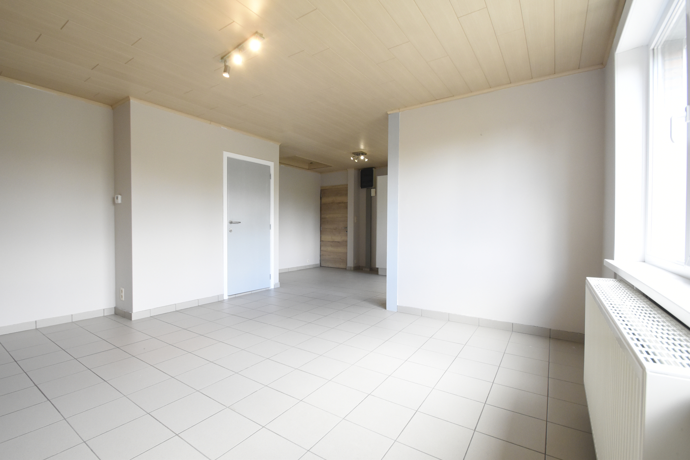 Centraal gelegen appartement met autostaanplaats - photo 4