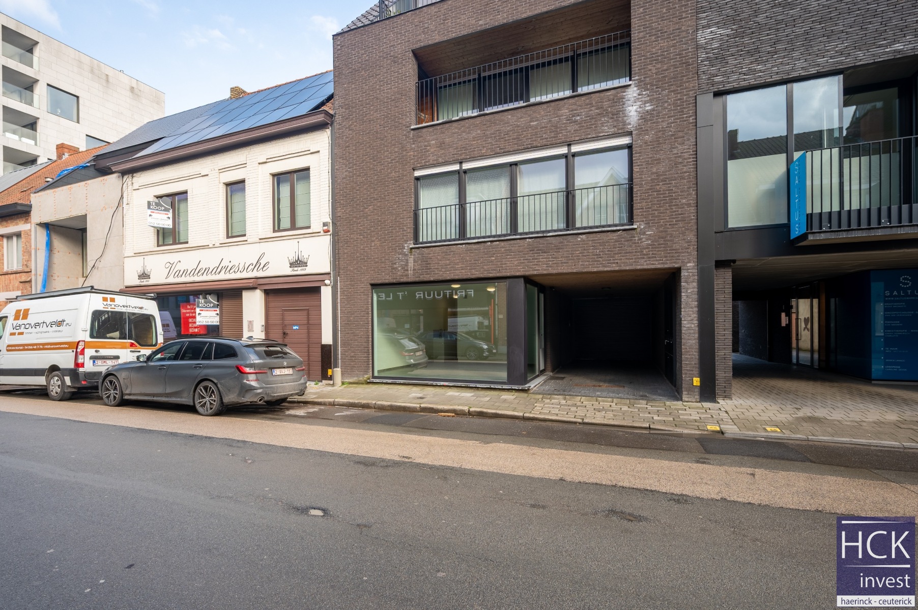 WAREGEM - Commerciële ruimte (winkel of bureel) op topligging! - foto 1