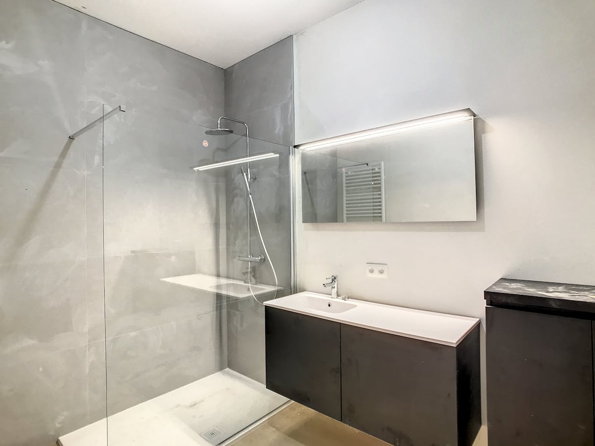 Last 1 bedroom apartment for sale in Pierre & Julie residence - photo 5