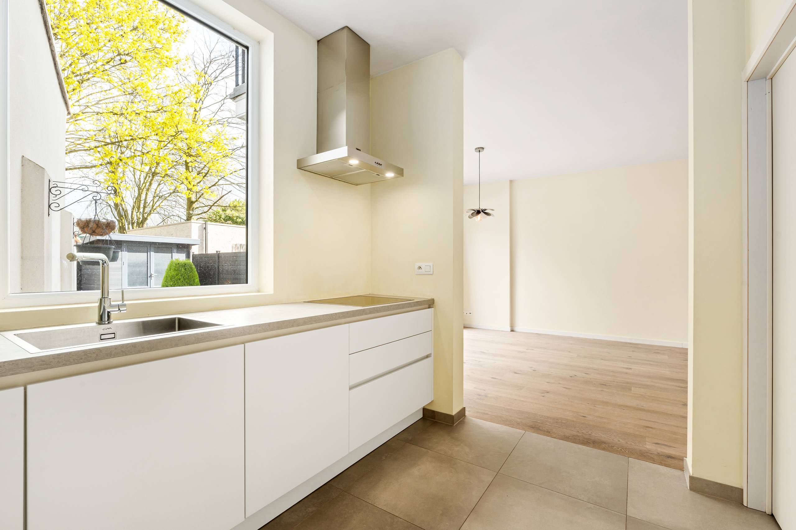 Apartment for sale in Sint-Gillis-Waas with 1 bedroom - photo 4