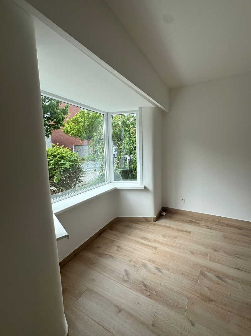 PRACHTIG gerenoveerde woning met 3 slpk, garage en tuin!! - foto 5