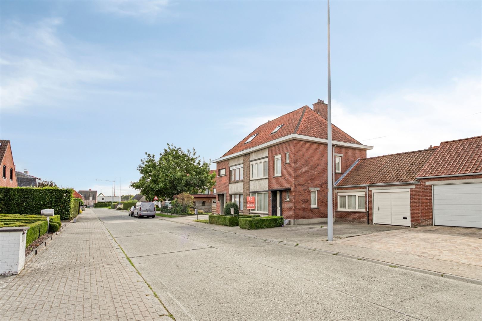Te renoveren woning te Heurne - foto 2