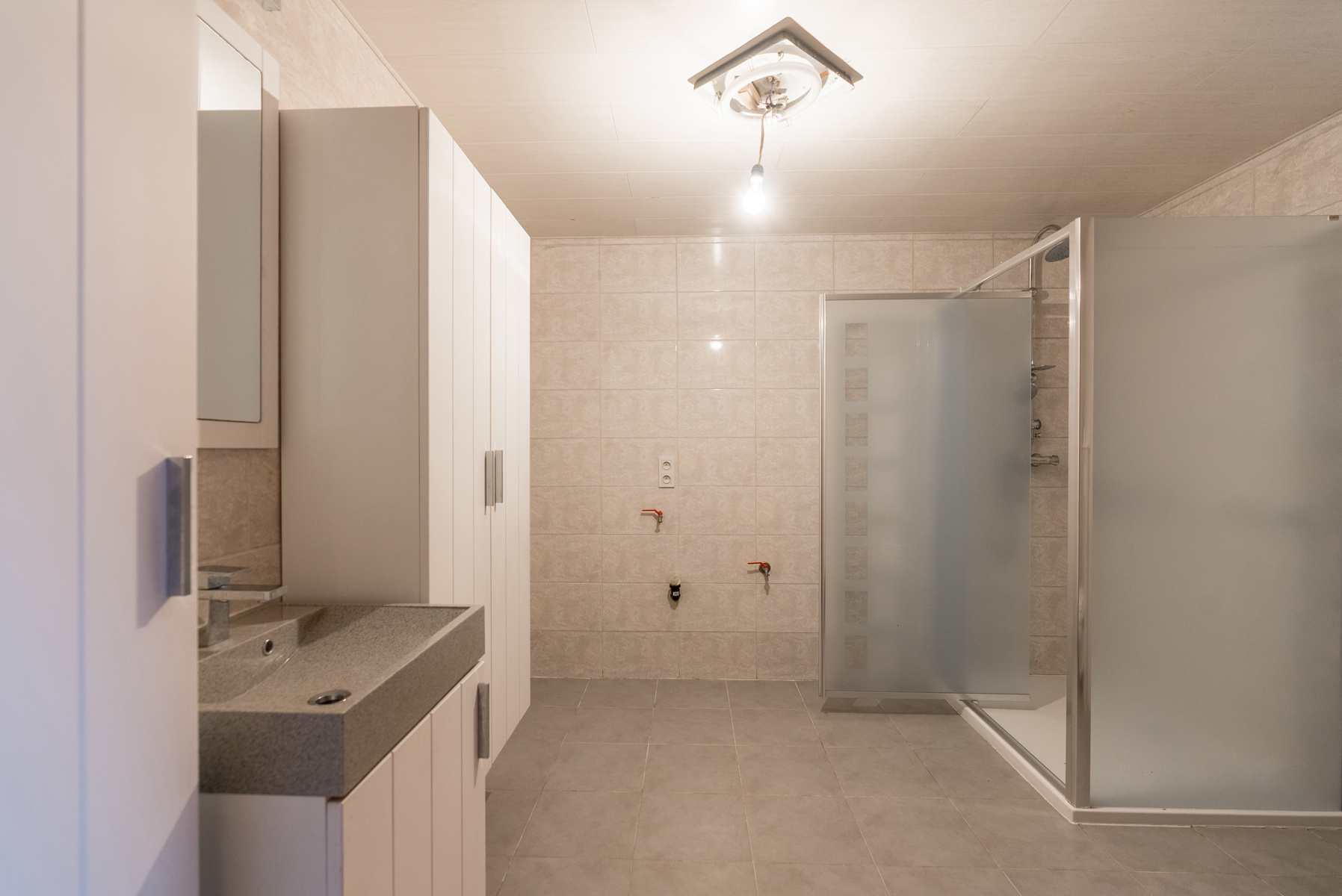 Eigentijdse ruime mansardewoning met karakter - foto 4