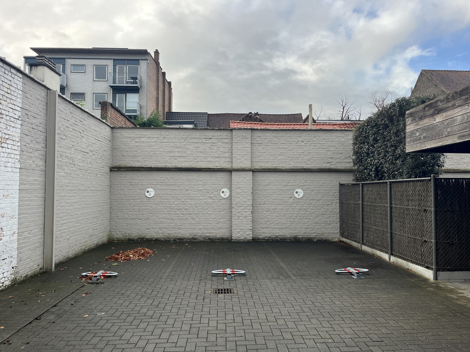 Garage à louer à Courtrai - photo 1