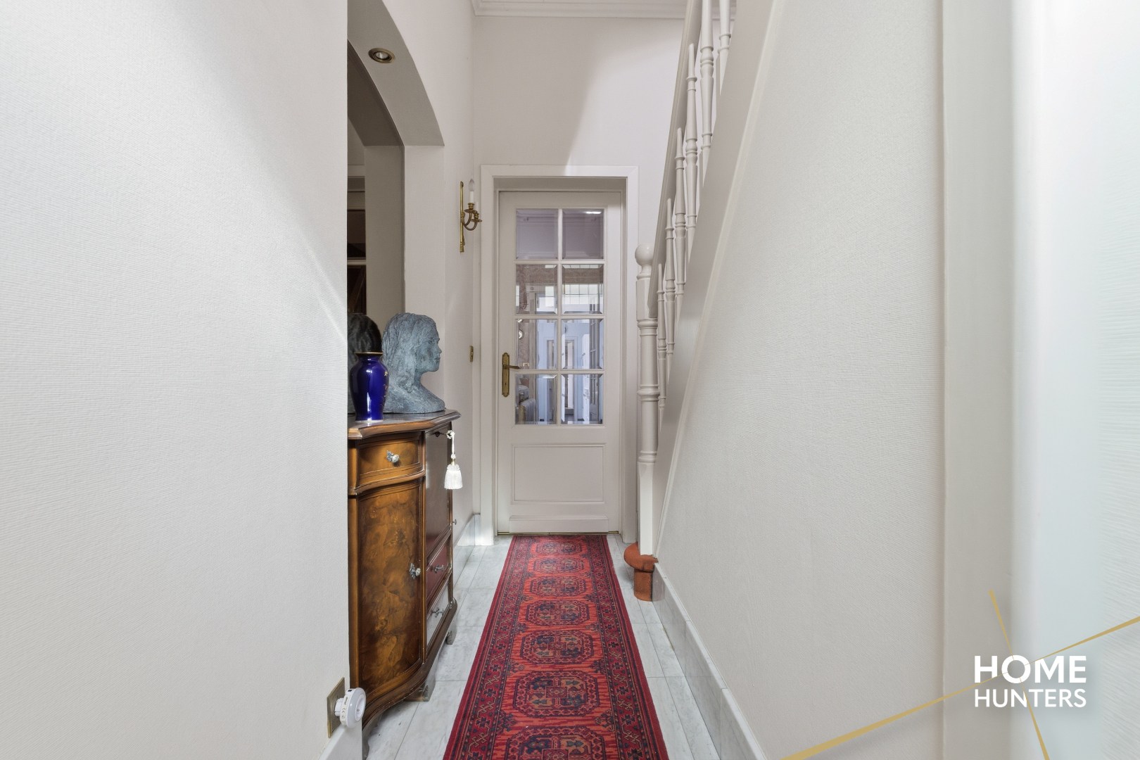 Karaktervolle stadswoning met 5 slaapkamers, ruime garage en tuin nabij de Leie in Wervik - foto 4