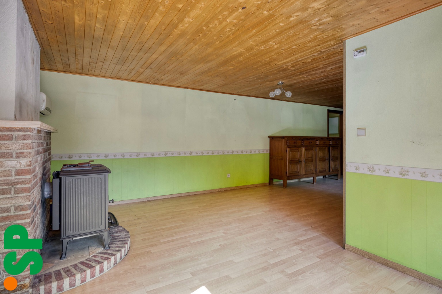 Chalet op perceel van 4.205,04 m² recreatiegrond in het hart van Laakdal. - foto 4