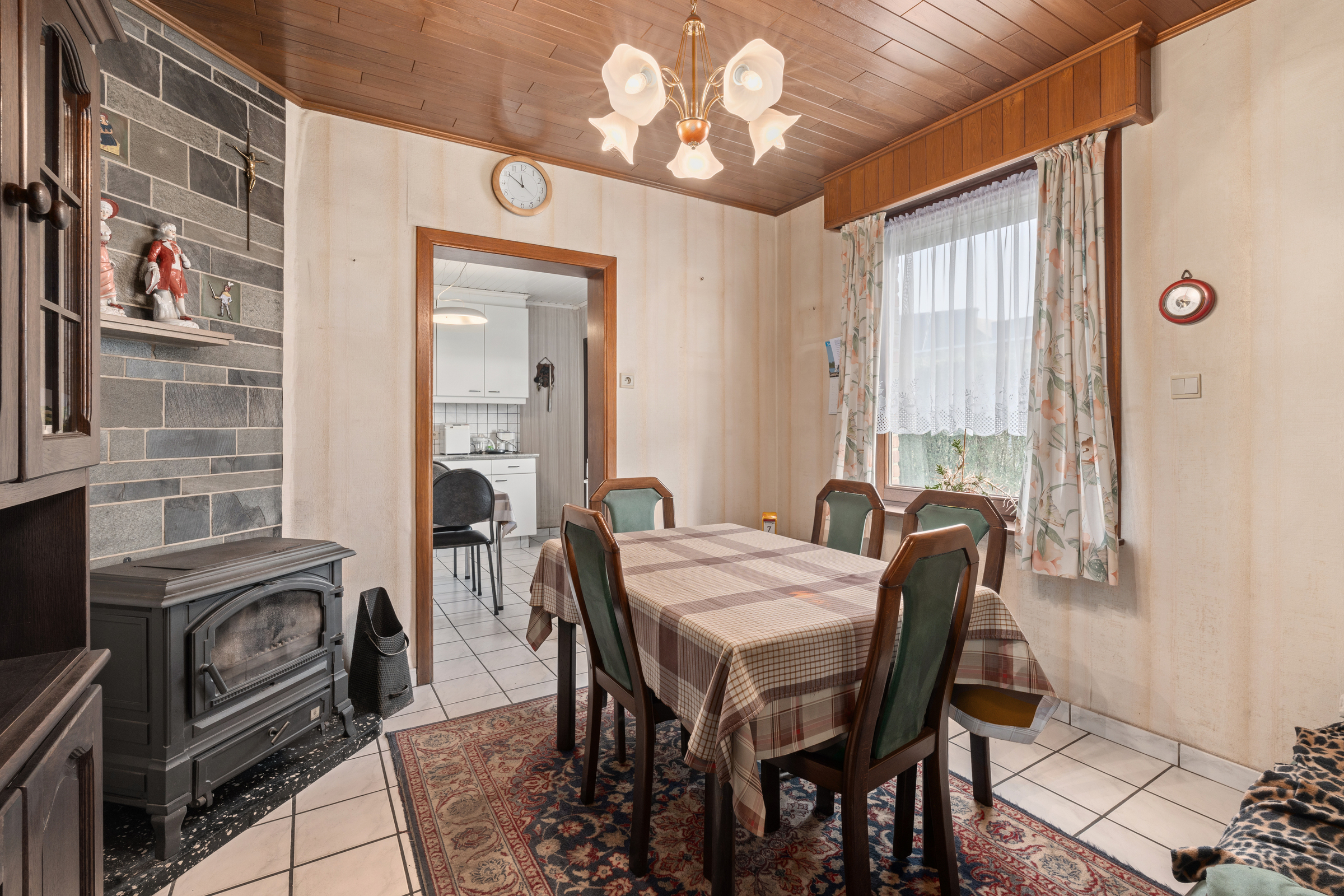 TE RENOVEREN WONING OP UITZONDERLIJKE PERCEEL VAN 2.140 M² - foto 4