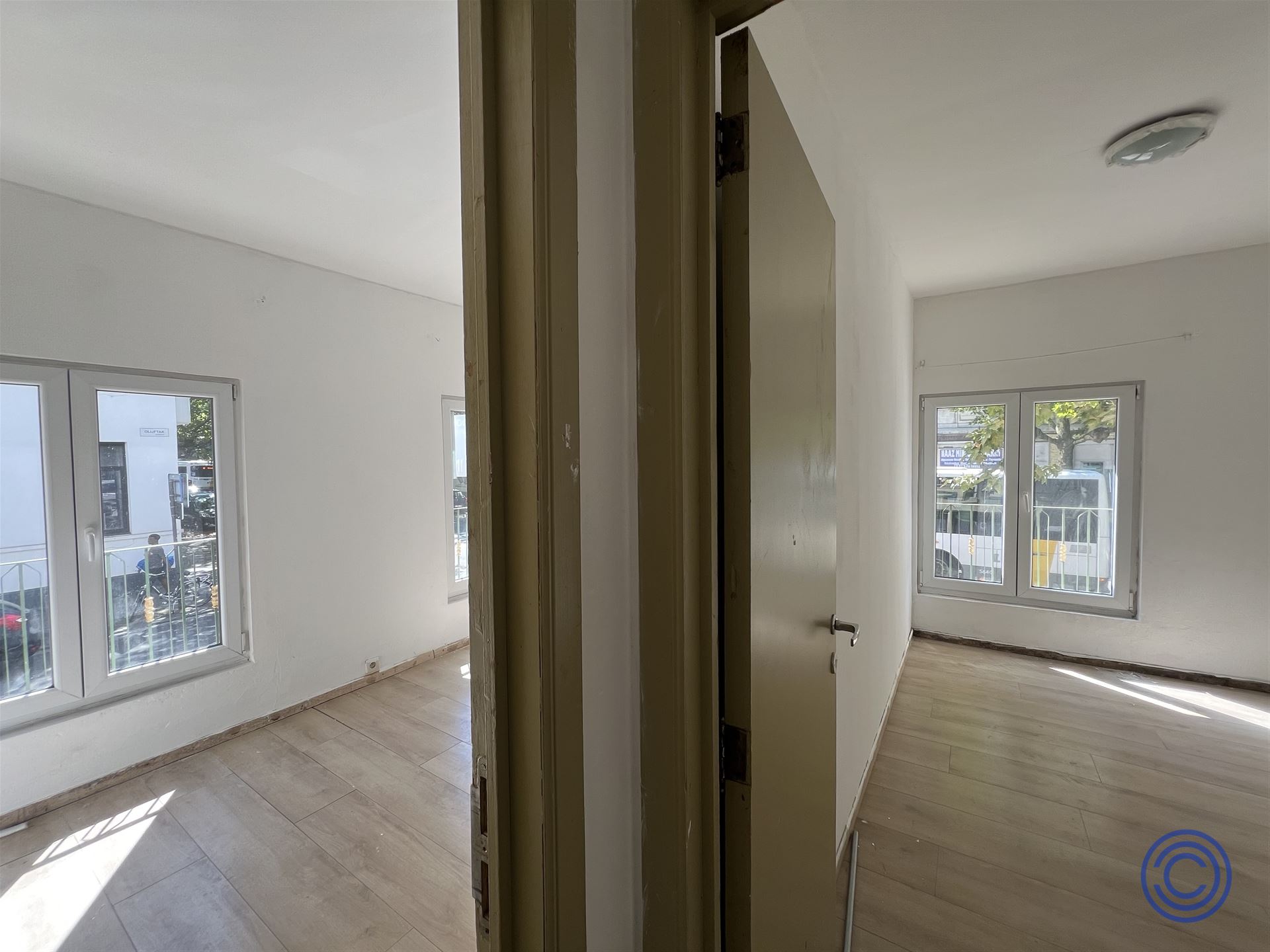 Vergund appartementsgebouw met garages! - foto 5