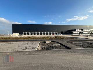Logistieke toplocatie te huur – nieuwbouwmagazijn van 10.000m² tot 25.000m² nabij R4 in Evergem.Deze uitstekend gelegen logistieke site bevindt zich...