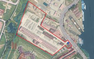 Fantastisch gelegen industriegrond voor een industrieel of logistiek gebouw op maat te koop vanaf<strong> 5.000 m² tot 30.000 m² </strong>met kantoren naar keuze. <br />Vlot bereikbaar via <strong>R4/R40</strong> en slechts op 3 km afstand van het <strong>station Gent Dampoort</strong>. <br /><br />Contacteer<strong> PANORAMA B2B</strong> voor bijkomende (technische) inlichtingen, plannen of een vrijblijvend plaatsbezoek <strong>09 225 09 09</strong>.