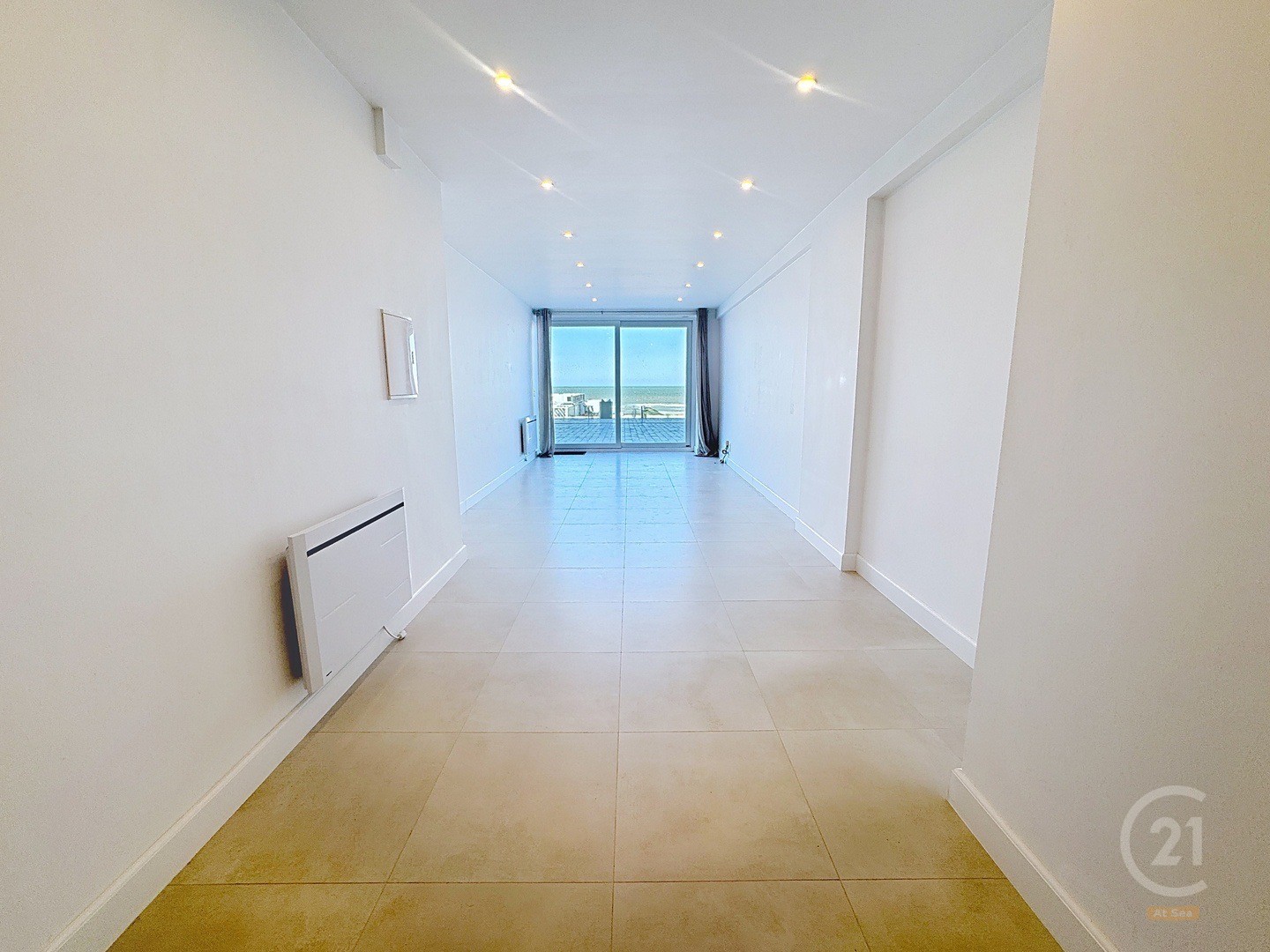 Appartement entièrement rénové au rez-de-chaussée sur le front de mer à Westende - photo 5