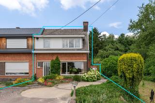TE RENOVEREN HALFOPEN WONING MET DIEPE TUIN OP 933 M² IN SINT-KATELIJNE-WAVERBen je op zoek naar een ruime woning met veel potentieel in een rustige,...