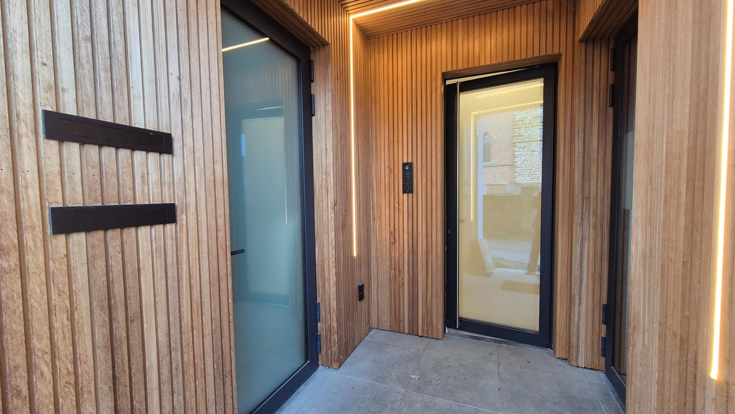 Uitzonderlijk ruime nieuwbouwwoning met 2 aparte appartementen -perfect voor co-housing, kangoeroewonen of wonen + zorgwoonst. - foto 3