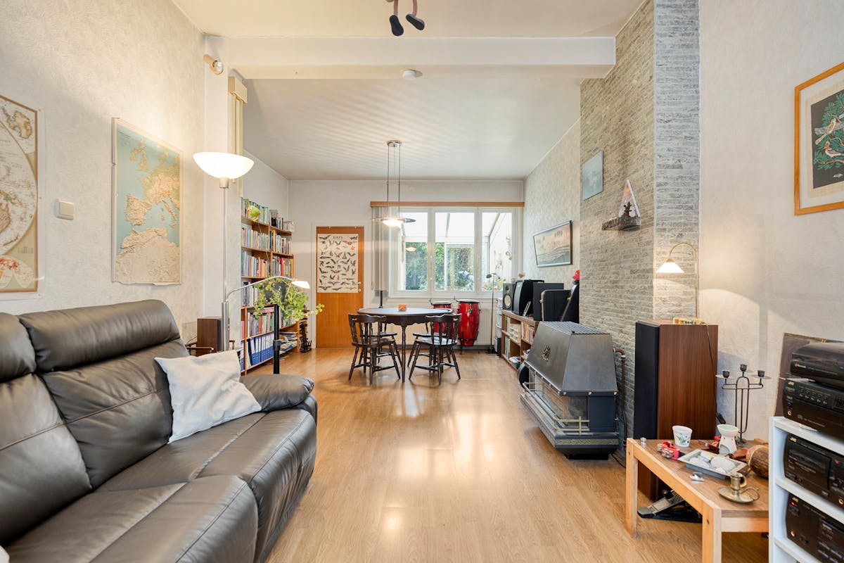 Huis met veel potentieel te koop in Borsbeek! - foto 4