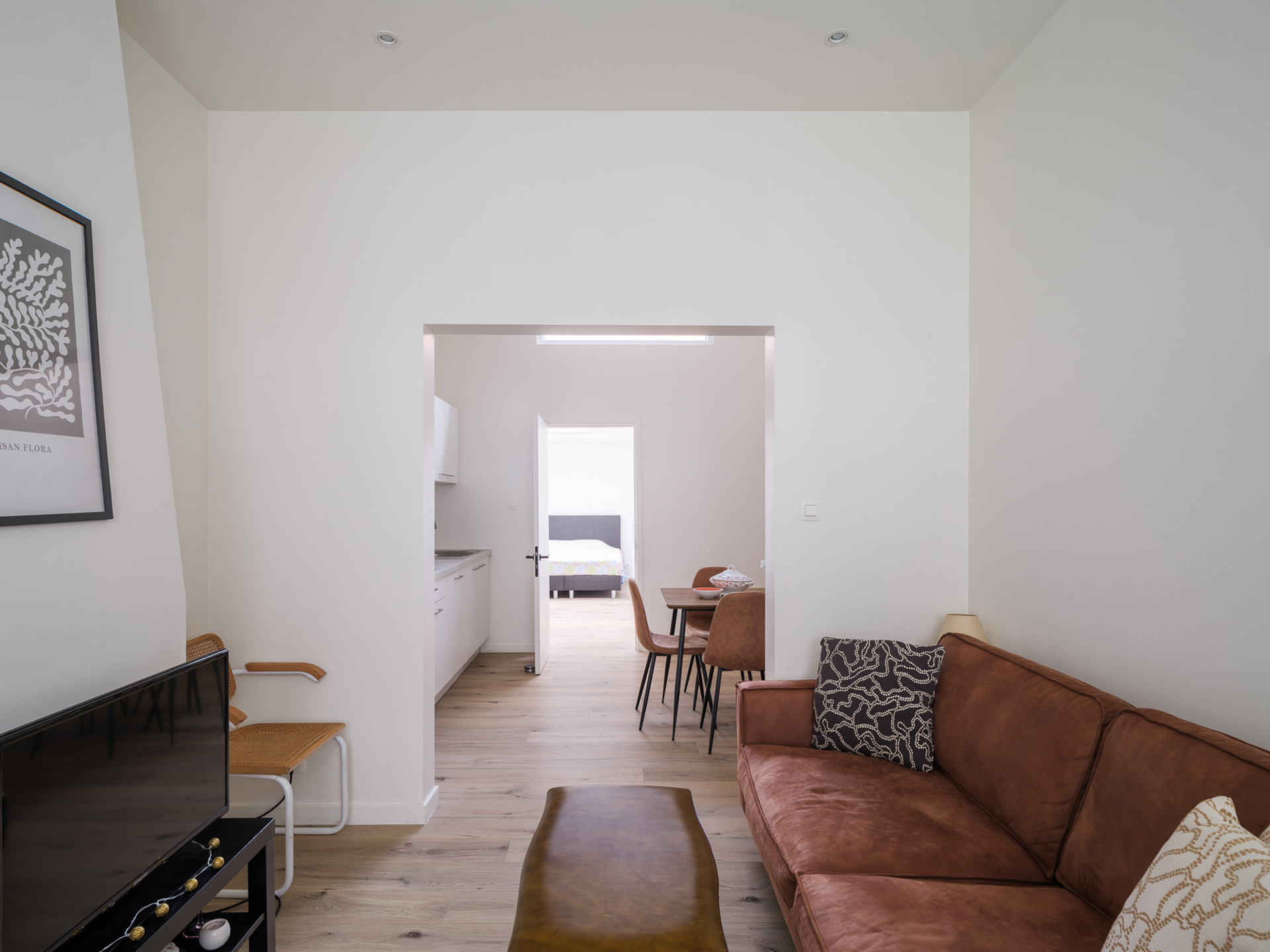 Recente instapklare 1-slaapkamerappartement vlakbij Coupure - foto 5