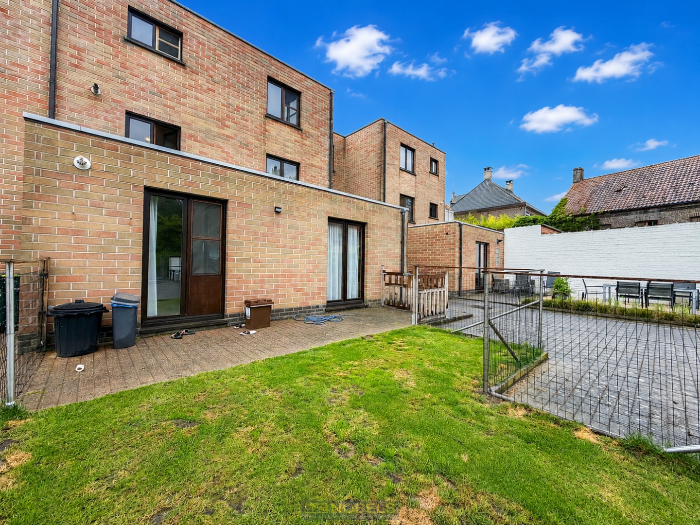 Te huur, gezellig instapklaar appartement met 2 slaapkamers, garagebox en terras te Ename (Oudenaarde) - foto 2