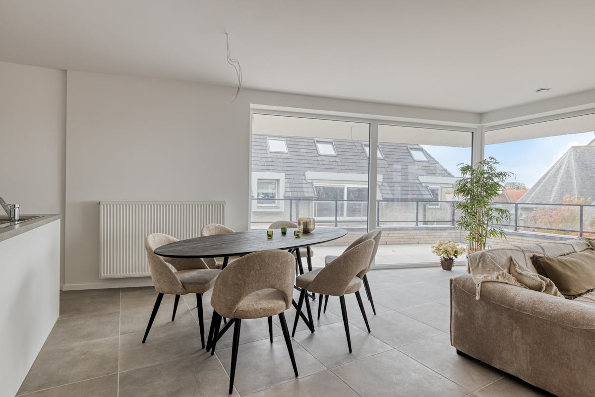 Ruim dakappartement met 3 slaapkamers in Staden! - foto 4