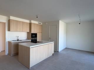 In het hart van De Panne, in de Zeelaan, ligt Residentie Georges, een hedendaags project met 11 BEN-appartementen. Dit charmante appartement op...