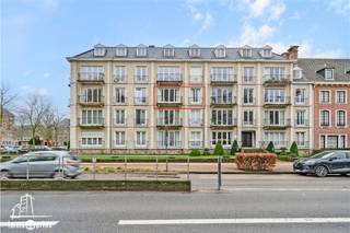 Discover this bright and well maintained apartment with 1 bedroom, additional attic/storage room and private basement.The spacious living space...