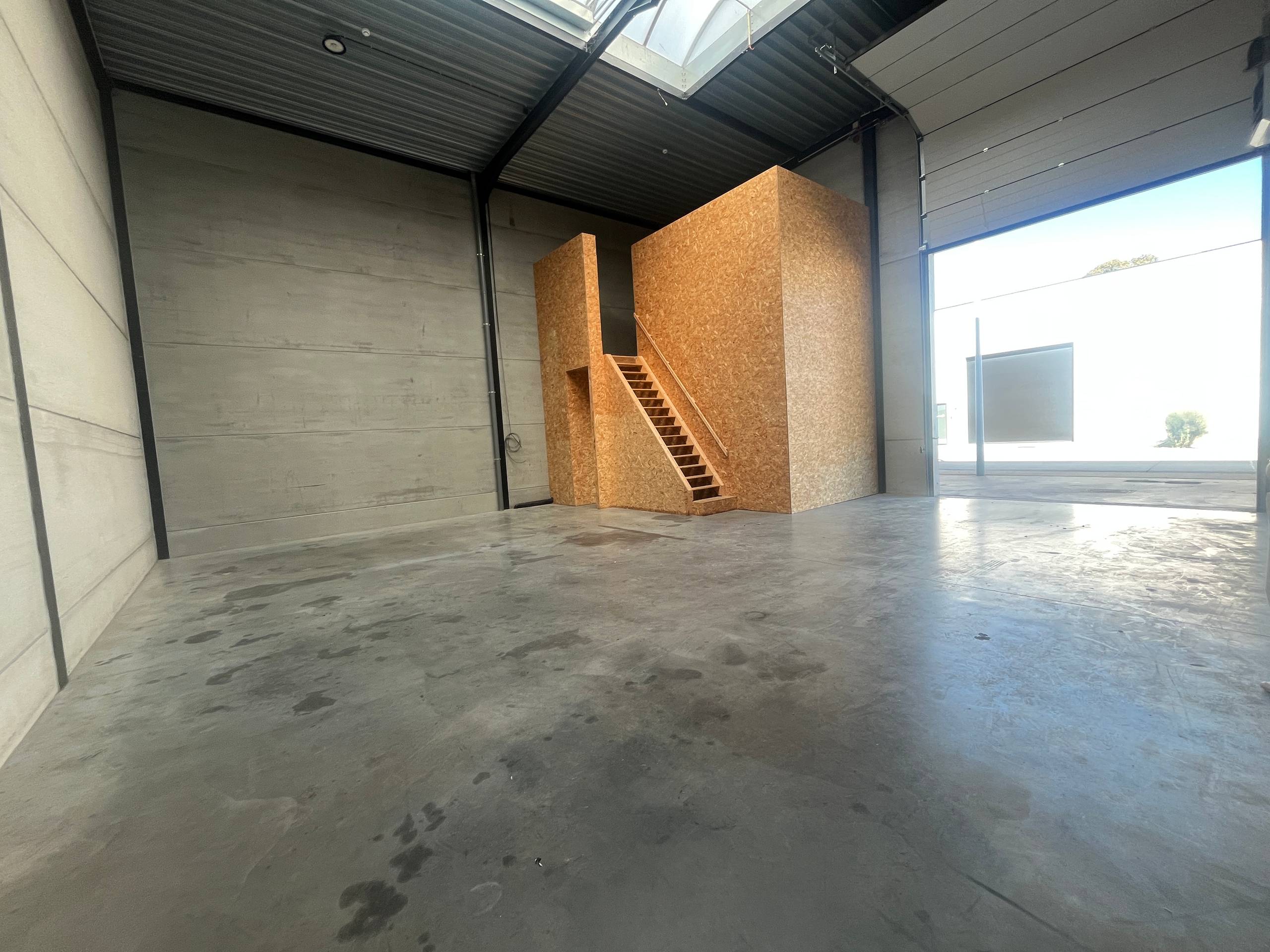 Commercial à louer à Wielsbeke - photo 4