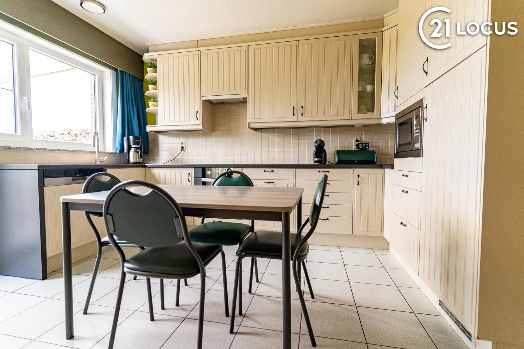 House for sale in Beveren-Kruibeke-Zwijndrecht with 4 bedrooms - photo 4