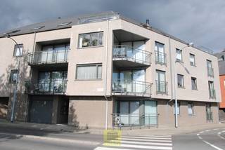 Instapklaar gelijkvloers appartement (±80 m²) op toplocatie aan het station van ErembodegemOp zoek naar comfortabel wonen of een slimme investering?...