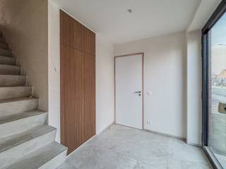 In Klerken, deelgemeente van Houthulst, bevindt zich deze prachtige nieuwbouwwoning.Deze woonst, gebouwd in 2024/2025, is gelegen op een...