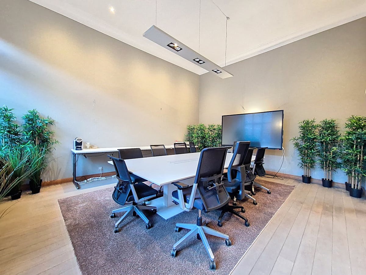 Karaktervol kantoor (315 m²) te huur aan de Visserij in Gent - foto 3