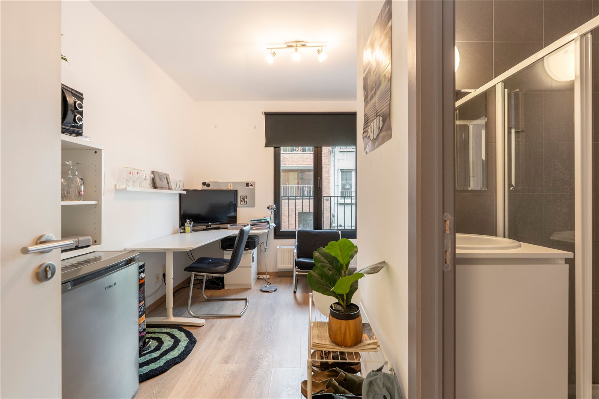 Gerenoveerde studentenkamer op het Eilandje - foto 2