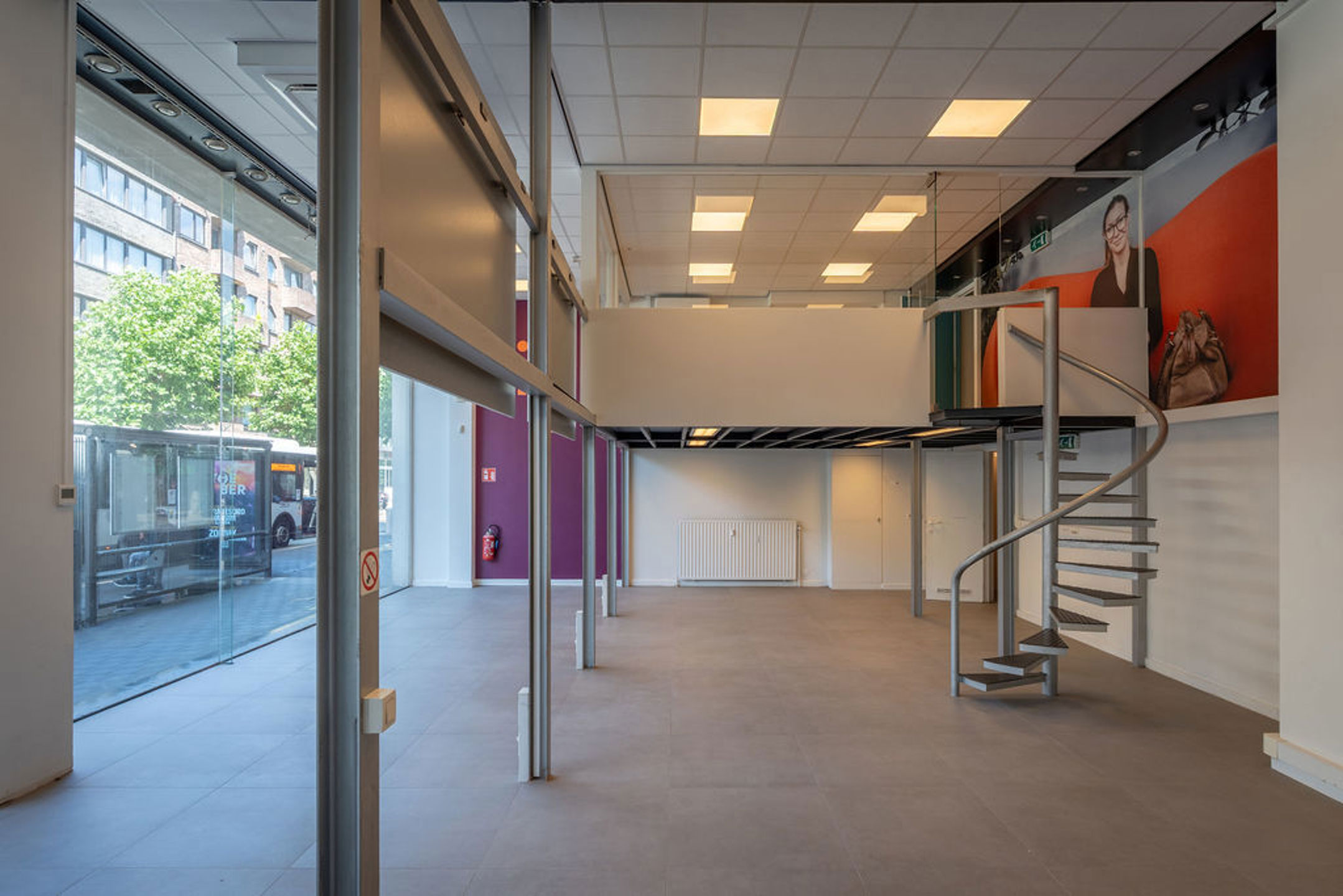 Commerciële ruimte op een zichtbare toplocatie in Turnhout - foto 5