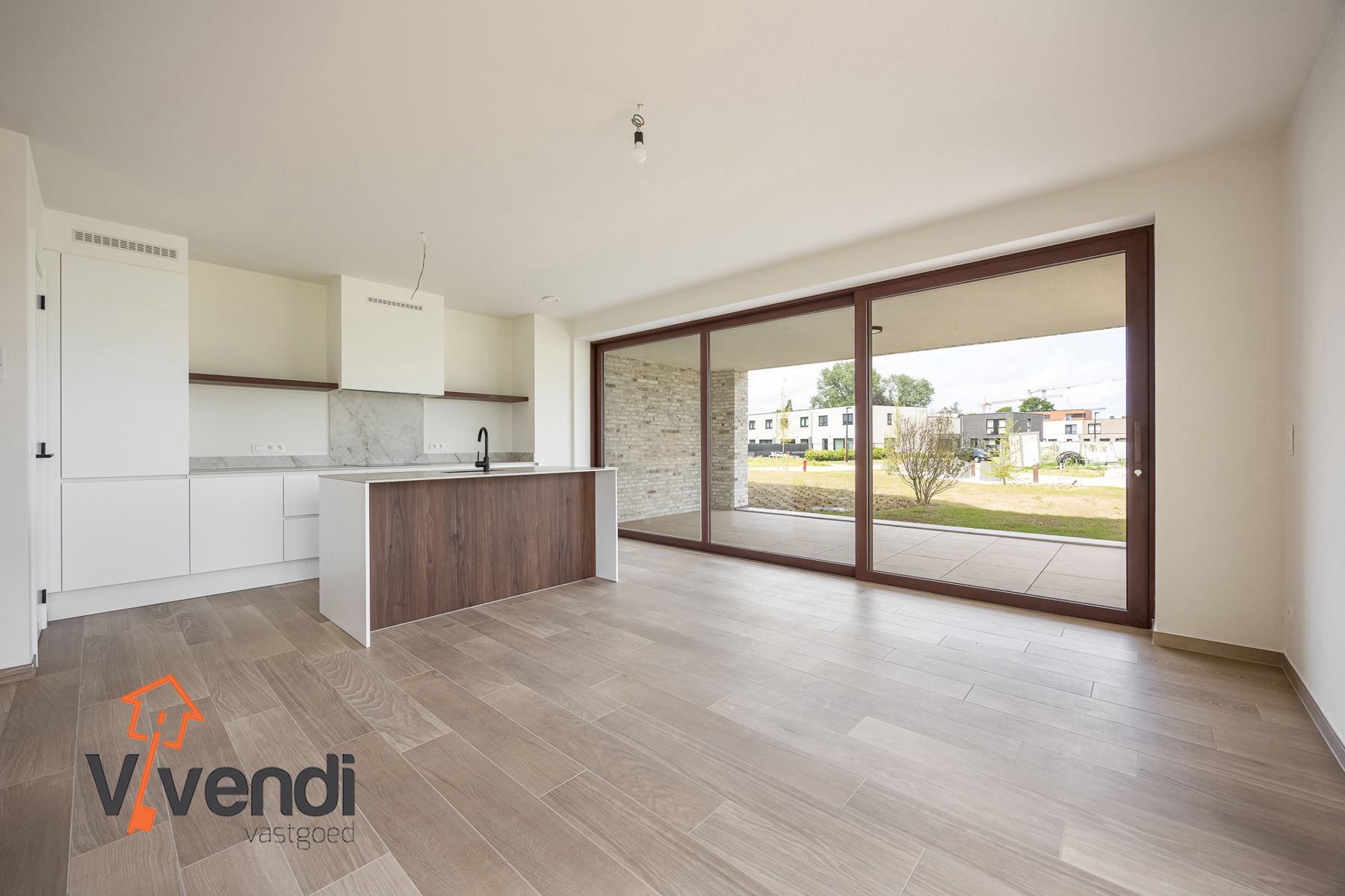 Gelijkvloers 3 slk appartement van 116m² + 17m² terras. - foto 5