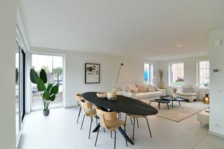 Hectaar realiseert twee halfopen en één gesloten nieuwbouwwoning in Sint-Lievens-Esse (Herzele), gelegen op een rustige en aangename locatie. Je woont er in een groene en residentiële omgeving, met een vlotte verbinding naar de omliggende dorpskernen en belangrijke verbindingswegen. Winkels, scholen en andere dagelijkse voorzieningen bevinden zich in de nabije omgeving.<br />Bij elke woning krijg je de mogelijkheid om volop inspraak te hebben in de inrichting en afwerking. Samen met onze vaste partnerleveranciers kies je de materialen en afwerking die perfect aansluiten bij jouw smaak en budget. Zo creëer je een woning die volledig aan jouw wensen voldoet.<br /><br /><strong>Indeling van de woningen:</strong><br />Gelijkvloers: inkomhal met gastentoilet en vestiaire, ruime en lichtrijke leefruimte met open keuken en praktische berging.<br />Verdieping: nachthal met apart toilet, drie slaapkamers en een badkamer uitgerust met een ligbad, inloopdouche en dubbele wastafel.<br /><br /><strong>Troeven van deze woningen:</strong>
<ul>
<li>Energiezuinig en toekomstgericht wonen;</li>
<li>Rustige en aangename ligging in Sint-Lievens-Esse;</li>
<li>Mooi teruggetrokken van de straat, waardoor je geniet van extra privacy.</li>
<li>Voorzien van een lucht/waterwarmtepomp, zonnepanelen volgens EPB en vloerverwarming op het gelijkvloers;</li>
<li>Regenwaterput van 7.500 liter aangesloten op de toiletten, wasmachine en buitenkraan;</li>
</ul>
Wens je meer informatie over deze nieuwbouwwoningen in Sint-Lievens-Esse?<br />Contacteer ons vrijblijvend voor bijkomende informatie of maak een afspraak op ons kantoor. We helpen je graag verder.