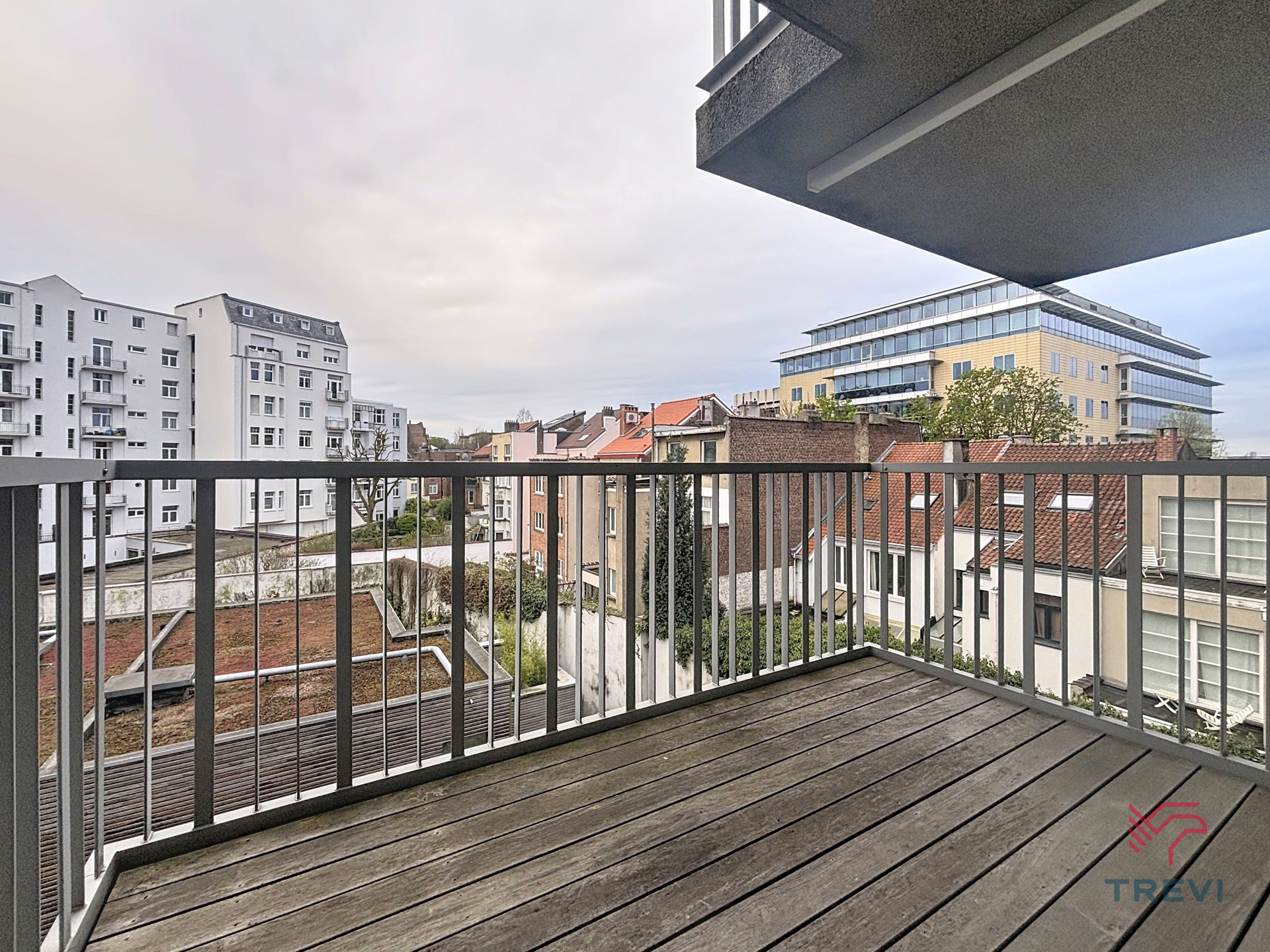 Mooi appartement met 2 slpkmrs + terrassen + parkeerplaats - foto 3