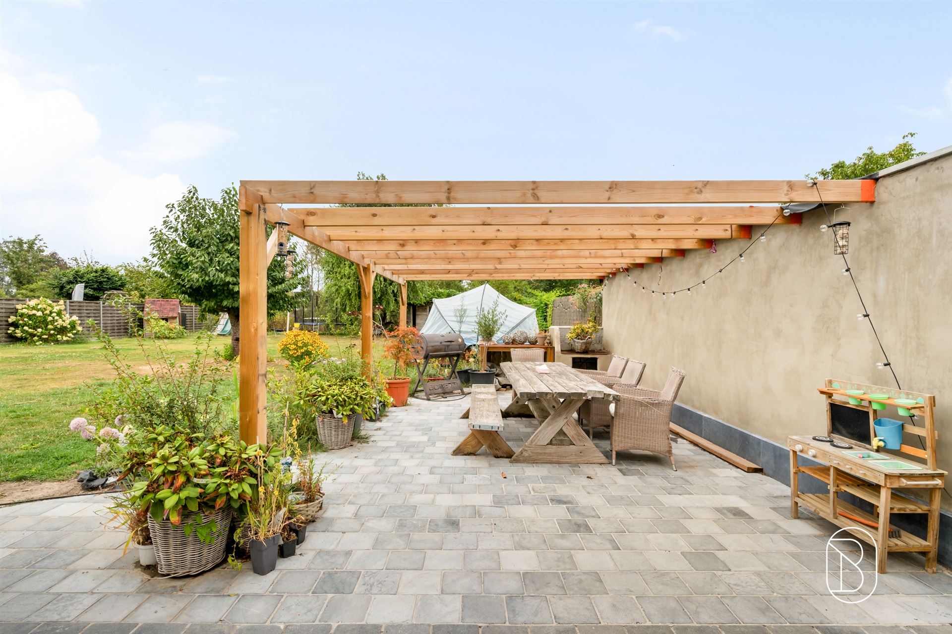 Mooi gerenoveerde woning te Beveren-Leie met 4 kamers - foto 4