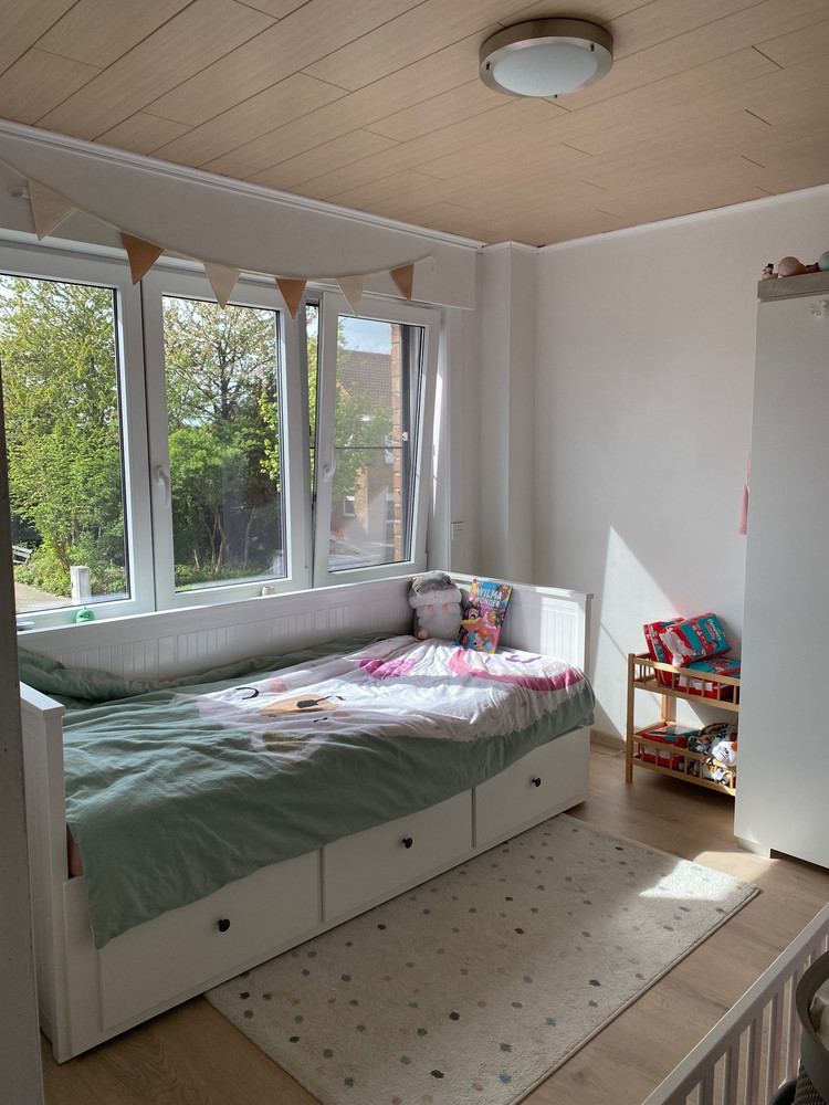 Rustig gelegen woning op 363 m² met 3 slaapkamers en garage. - foto 4