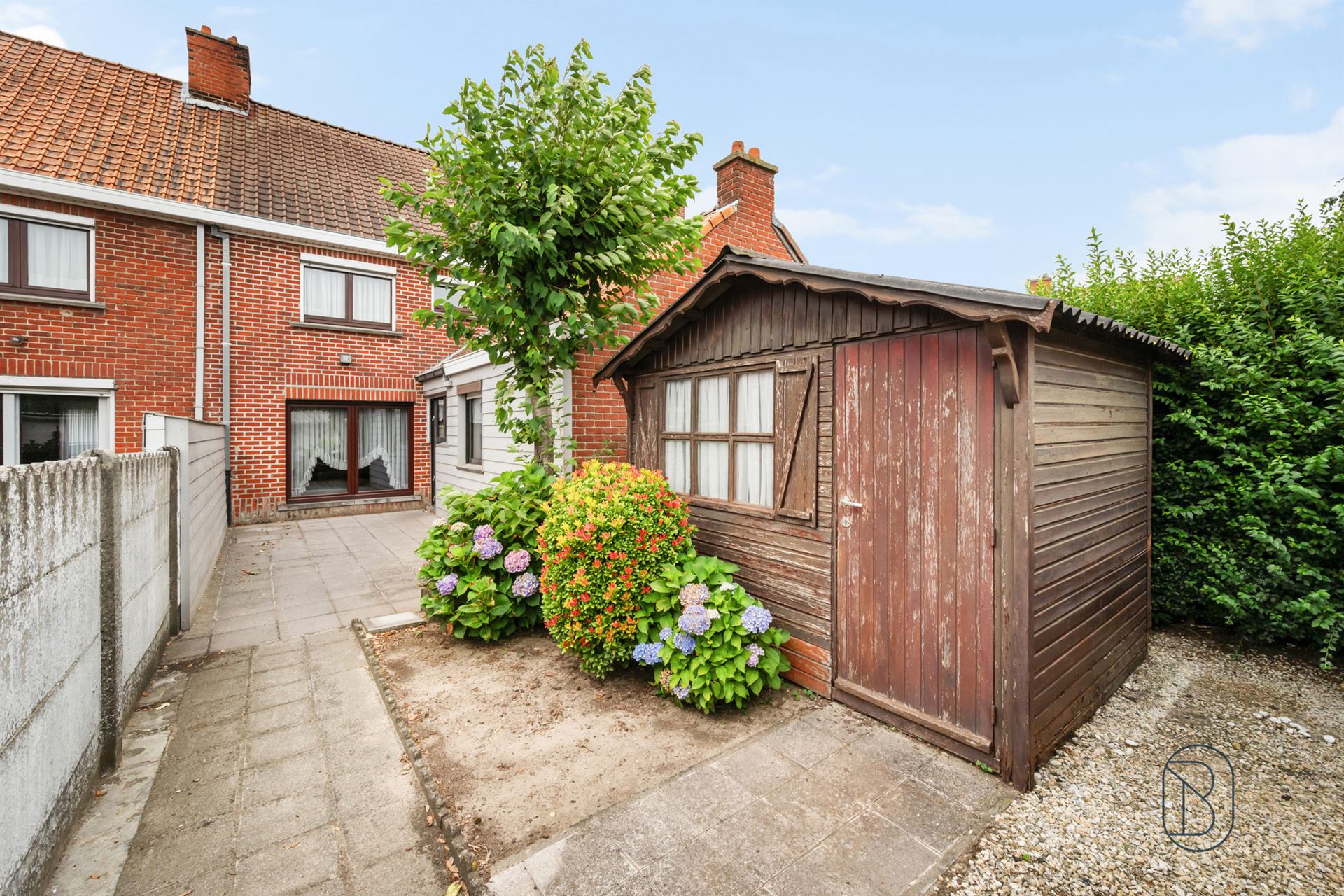 Woning met garage en uitweg in Oostrozebeke - foto 2