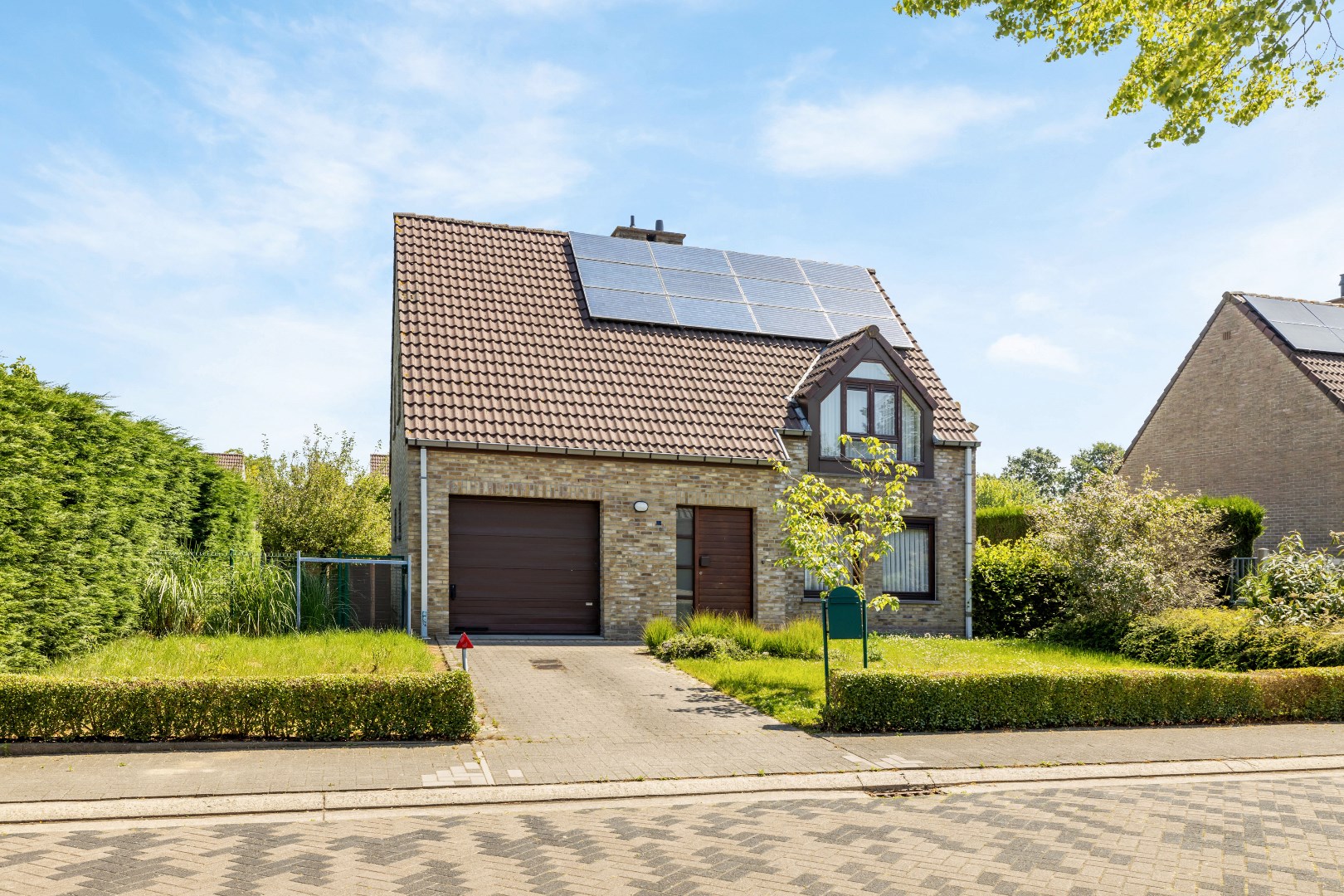 Instapklare open bebouwing in rustige doodlopende wijk in Haasdonk – 3 slaapkamers, garage en EPC B - foto 1