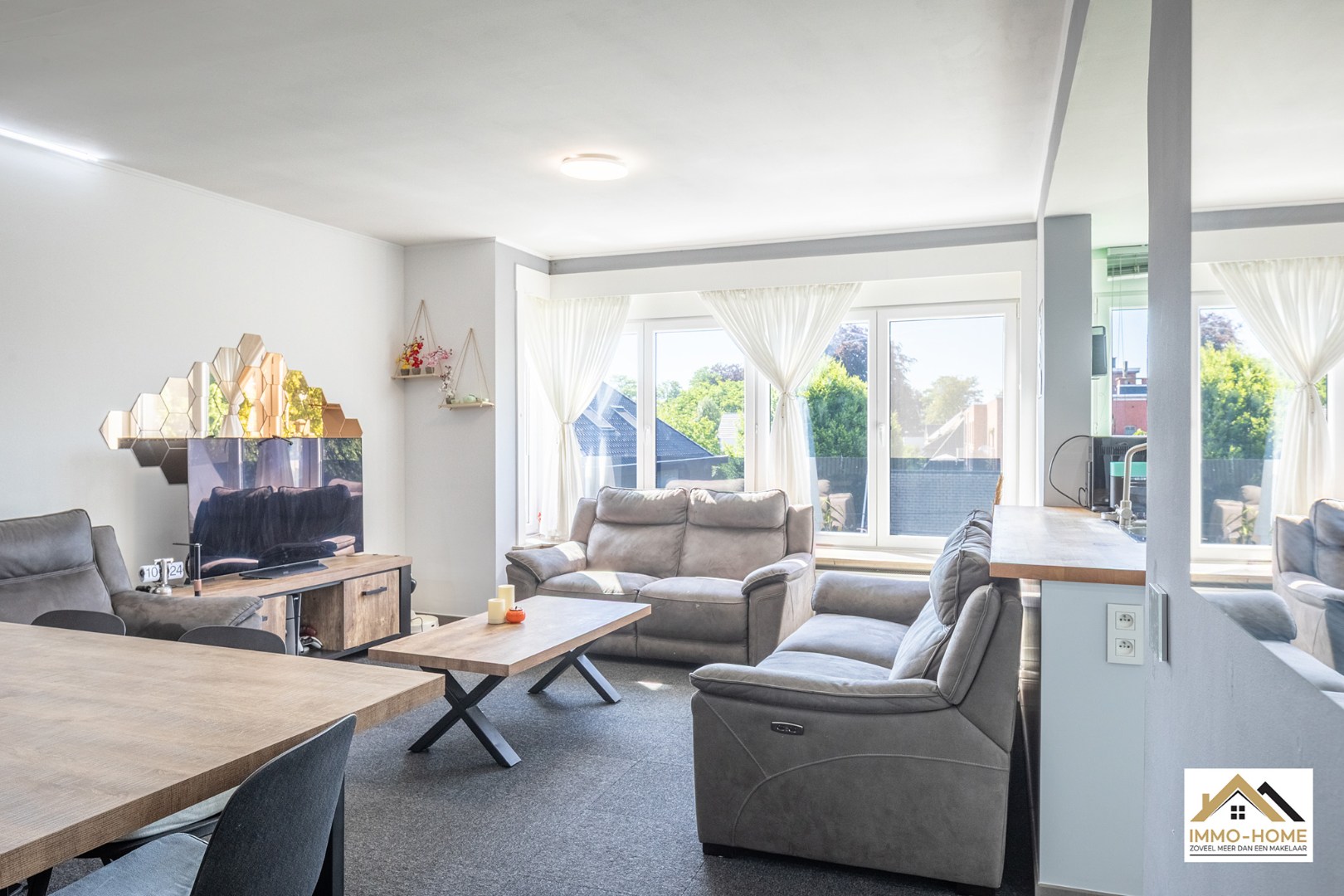 Ruim appartement met drie volwaardige slaapkamers - foto 4
