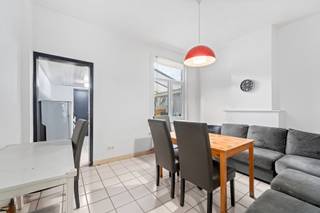 TE KOOP IN OOSTAKKER!Ben je op zoek naar een leuke woning met karakter en talloze mogelijkheden? Deze deels te renoveren woning biedt een stevige...