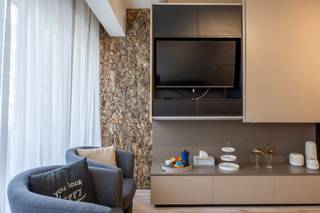 Découvrez cet appartement magnifiquement rénové situé au centre de Westende-Bad, où le luxe moderne et le confort de vie abordable vont...