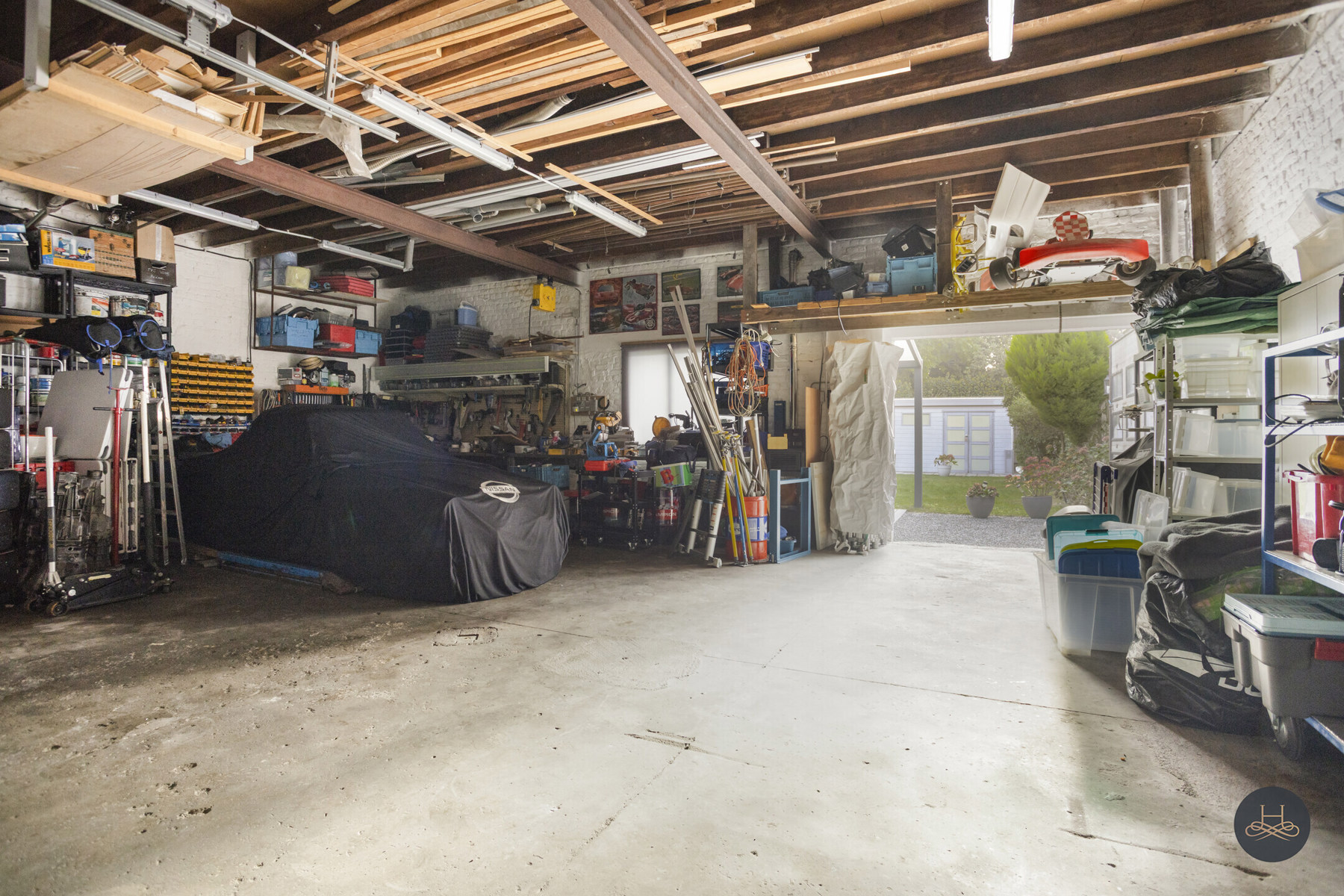 Instapklare ruime woning met tuin, oprit en royale garage - foto 5