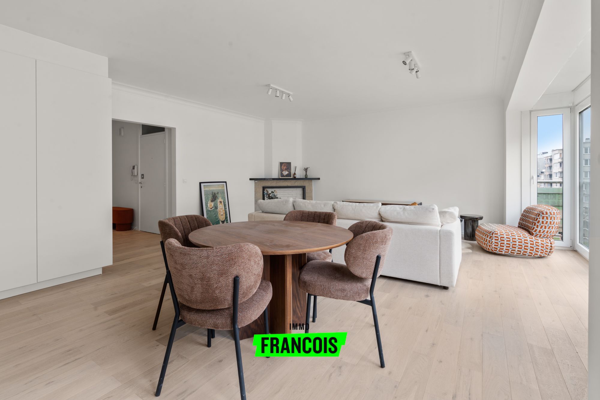 Volledig gerenoveerd appartement te centrum Oostende - foto 3