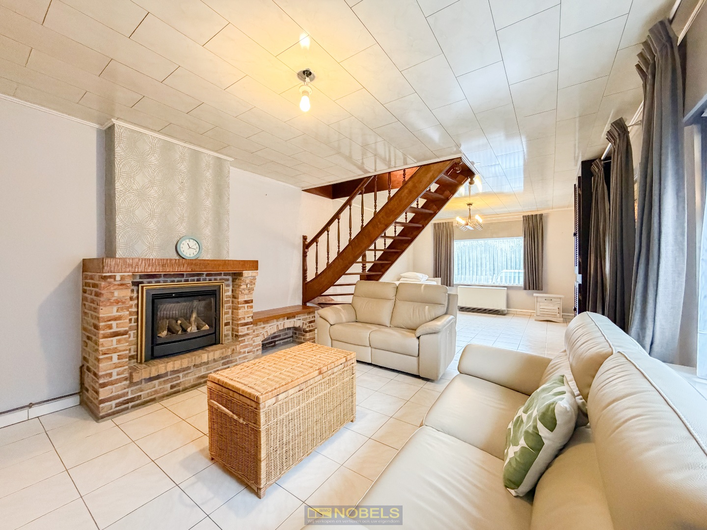 Te koop, Te renoveren halfopen bebouwing met garage en tuin op gunstige ligging te Heusden! - photo 4