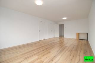 +++ Zavelstraat 20 b32, LIEDEKERKE +++Dit recent gerenoveerde en perfect instapklare appartement bevindt zich op een uiterst centrale ligging, op...