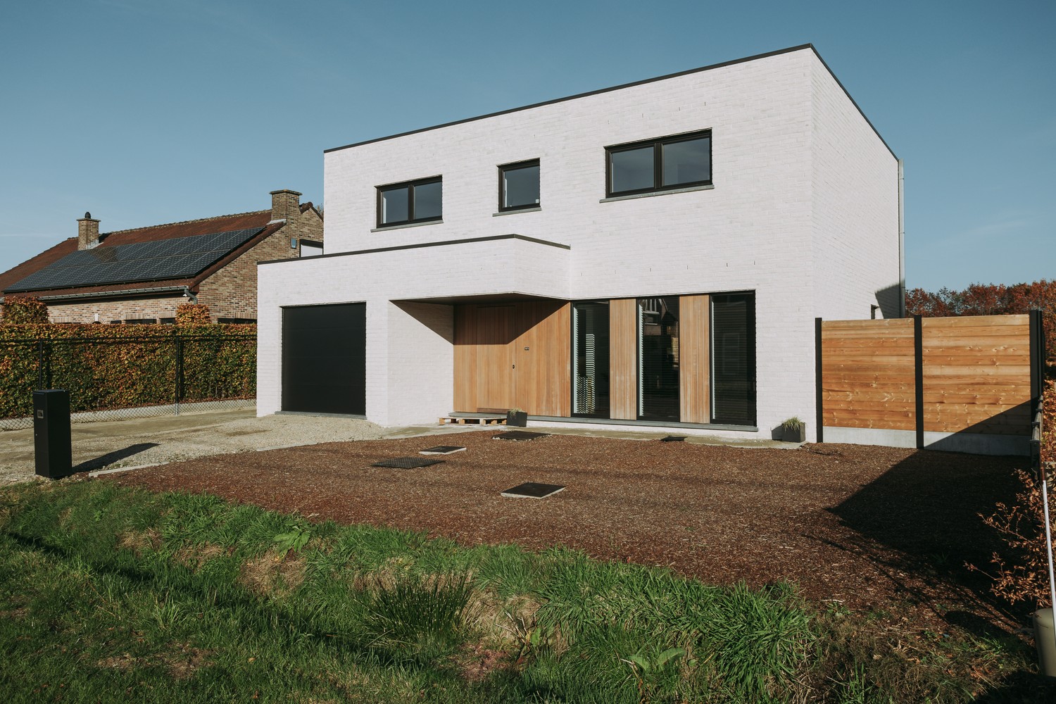 OPEN MODERNE BEBOUWING IN EEN BOSRIJK GEBIED - foto 4