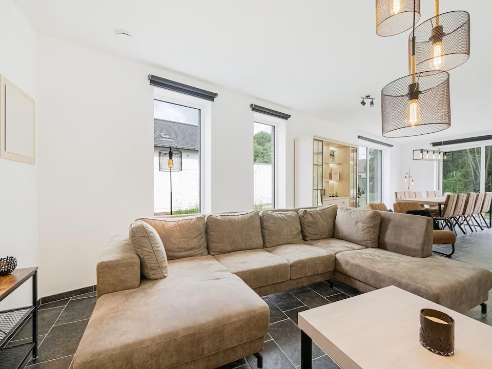 Ruime nieuwbouwwoning met 4 slaapkamers - foto 3