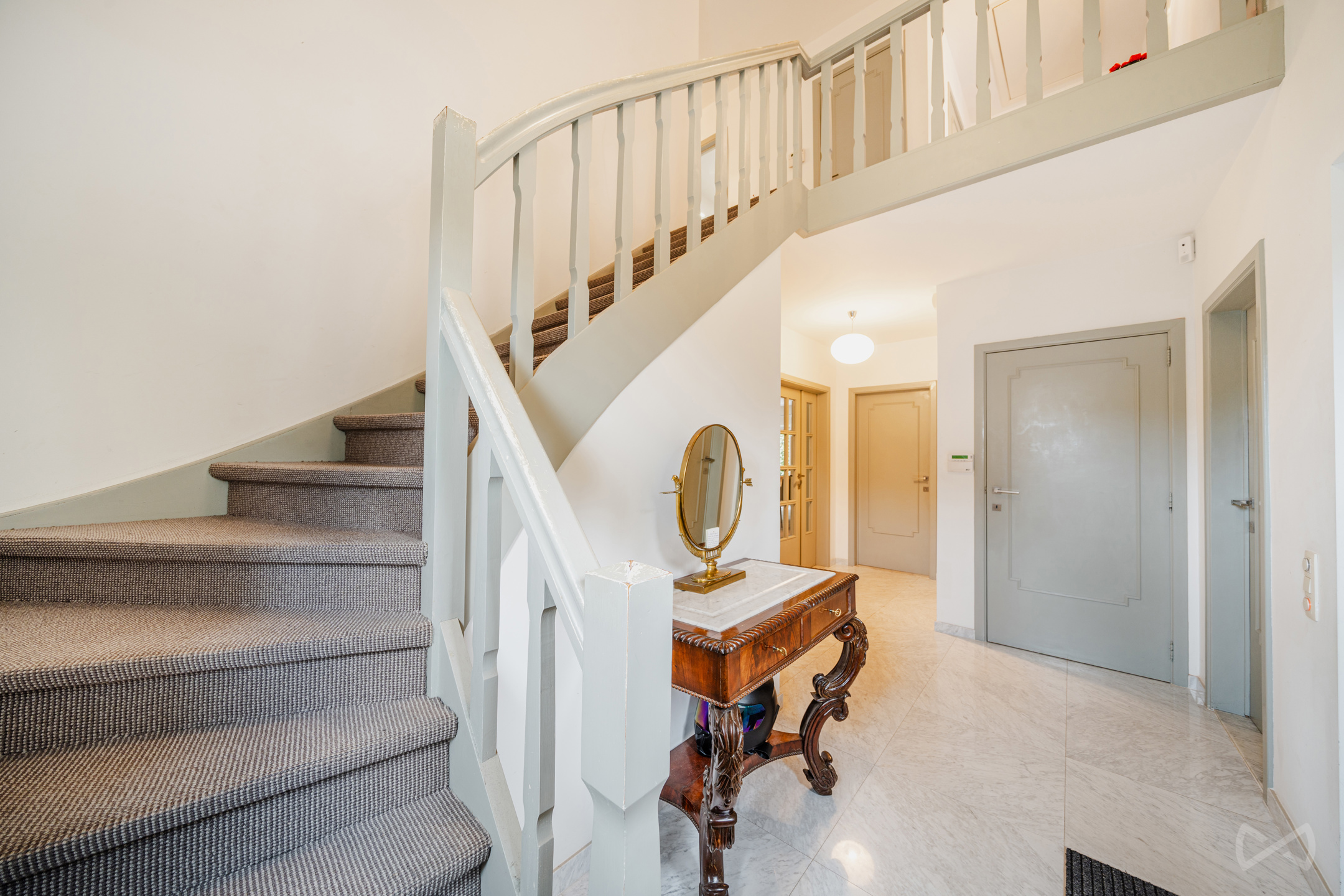 Villa de 365 m² - 5 chambres et 3 salles de bains  - foto 3